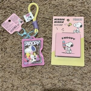 Peanuts Snoopy Pink Keychain and Mirror Set